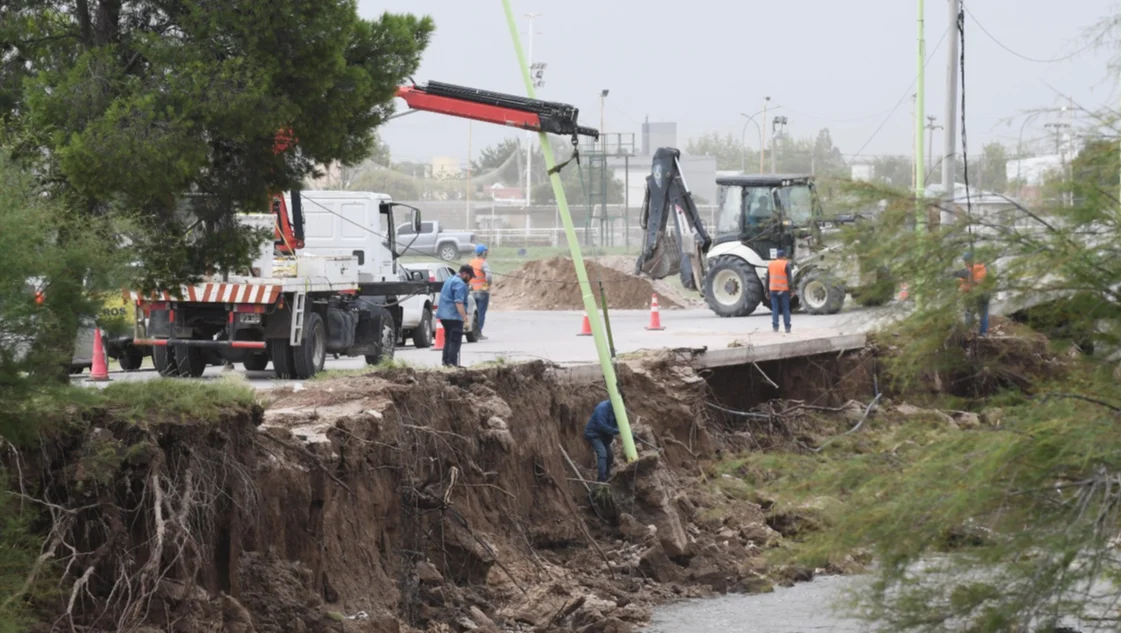El Gobierno justificó el veto a la ley de emergencia por las inundaciones en Bahía Blanca: «La casta pretende hacer política con la tragedia»
